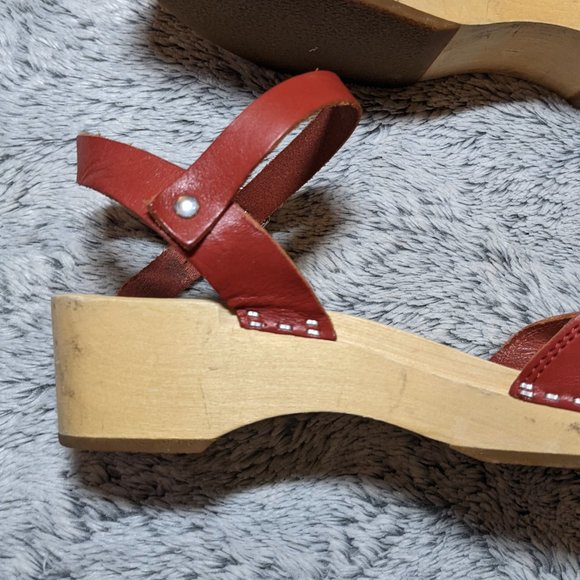 Swedish Hasbeens Red Wooden Open Toe Sandals Clogs Size 38 / 8 - Picture 10 of 14